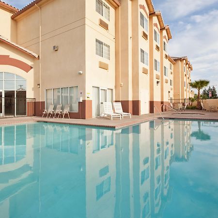 Holiday Inn Express Madera By Ihg Экстерьер фото