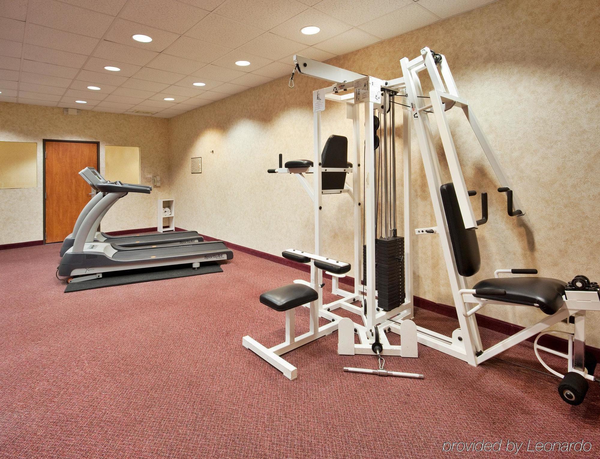Holiday Inn Express Madera By Ihg Удобства фото