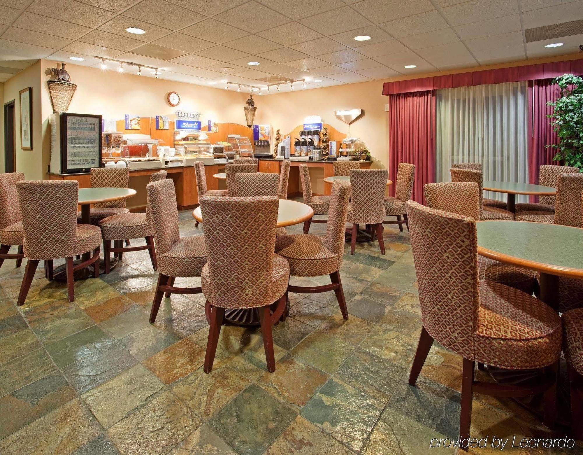Holiday Inn Express Madera By Ihg Экстерьер фото