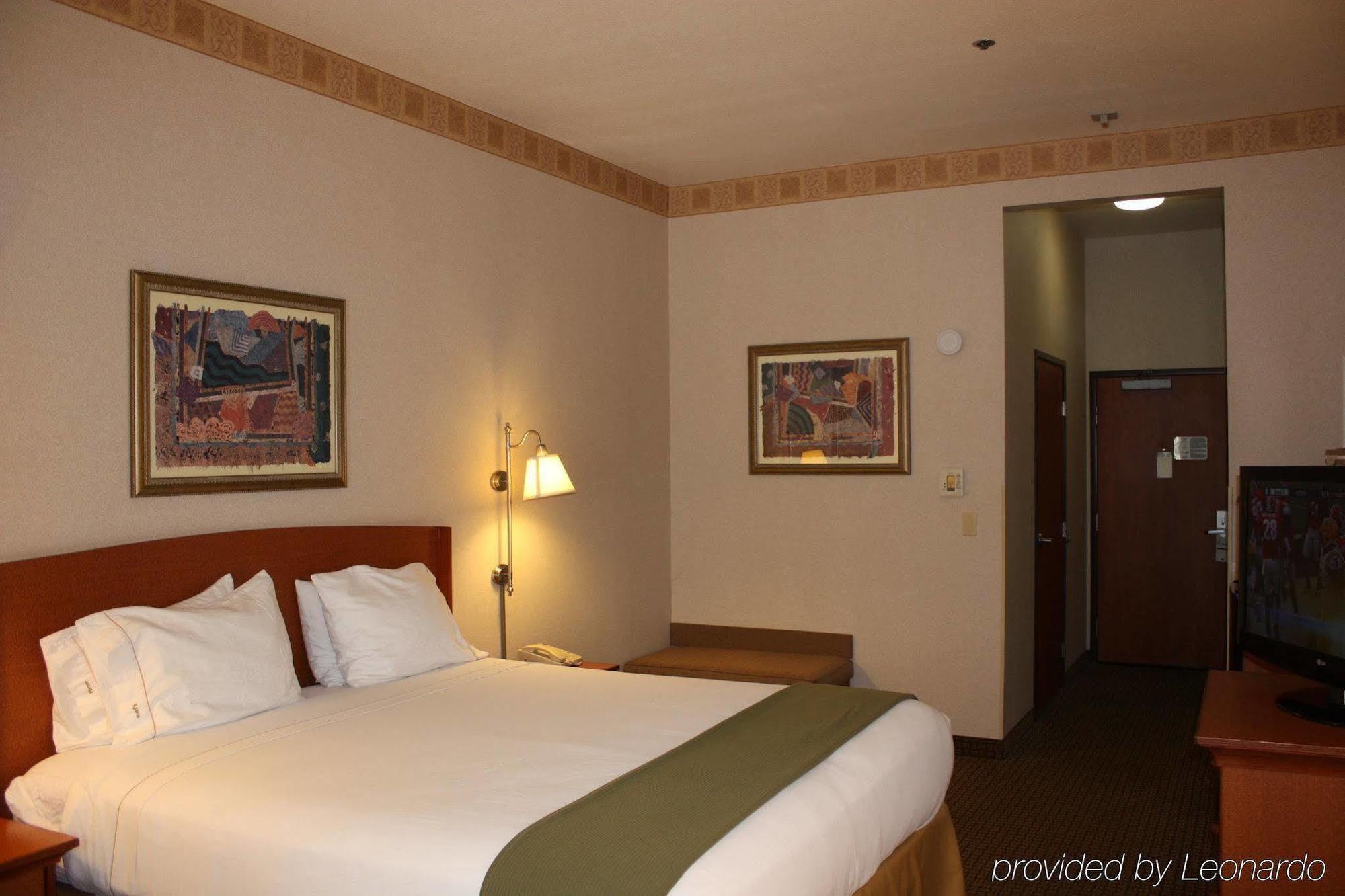 Holiday Inn Express Madera By Ihg Экстерьер фото